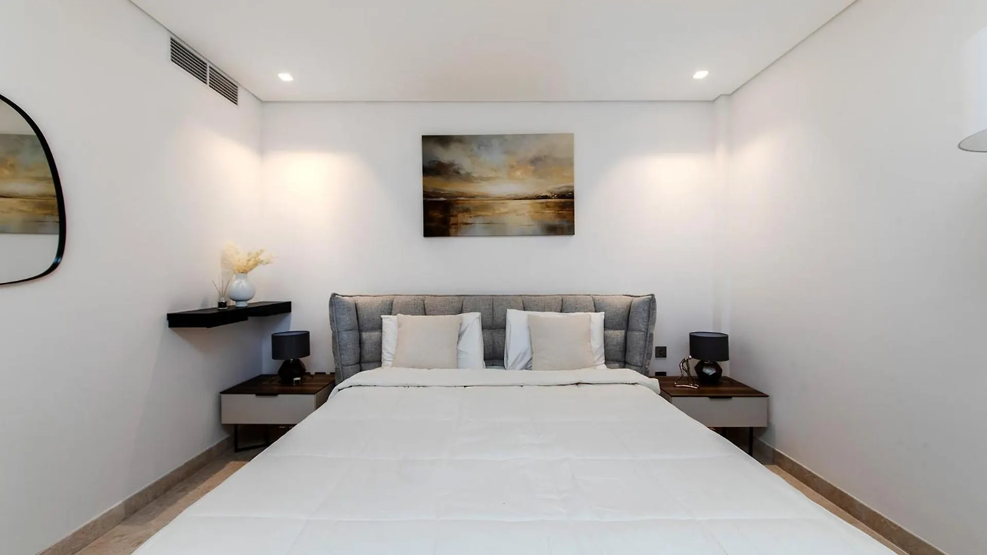 Luxury Apartments In Business Bay Dubaj Egyesült Arab Emírségek